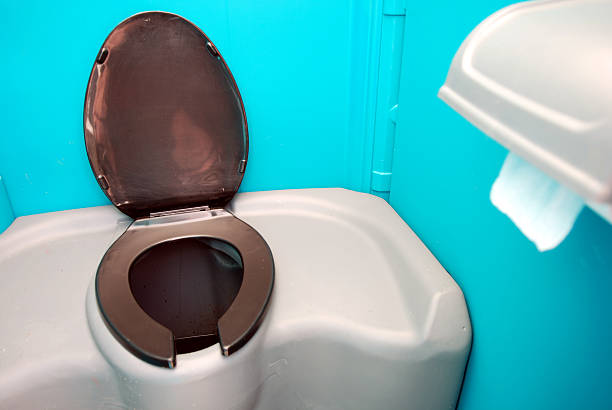 Best Luxury portable toilet rental  in Clifton, TN
